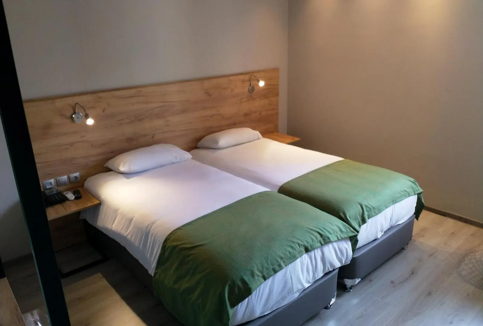 Vergina Hotel Thessaloniki 3*,  Greece