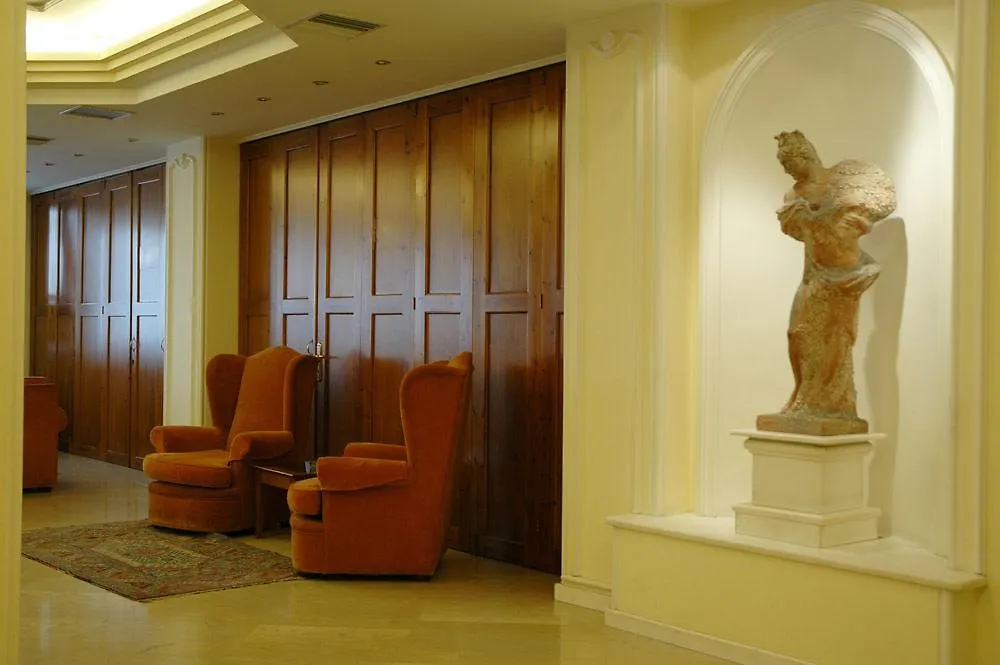 Vergina Hotel Thessaloniki 3*,